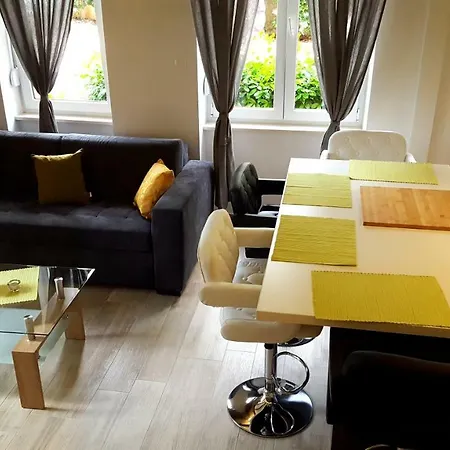 Apartment Vanna - 1st Row To The Sea Opatija