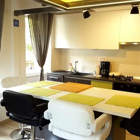 Vanna - 1st Row To The Sea Apartment